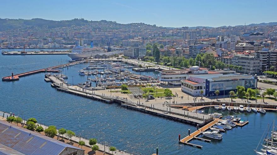 Una vista de la ciudad desde el Puerto. // Marta G. Brea