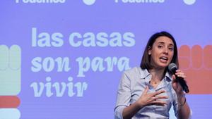 La candidata de Podemos a las elecciones europeas, Irene Montero, en un acot en Madrid este sábado.