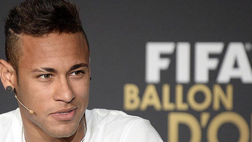 Neymar y su padre, condenados a pagar 100.000 euros en Brasil