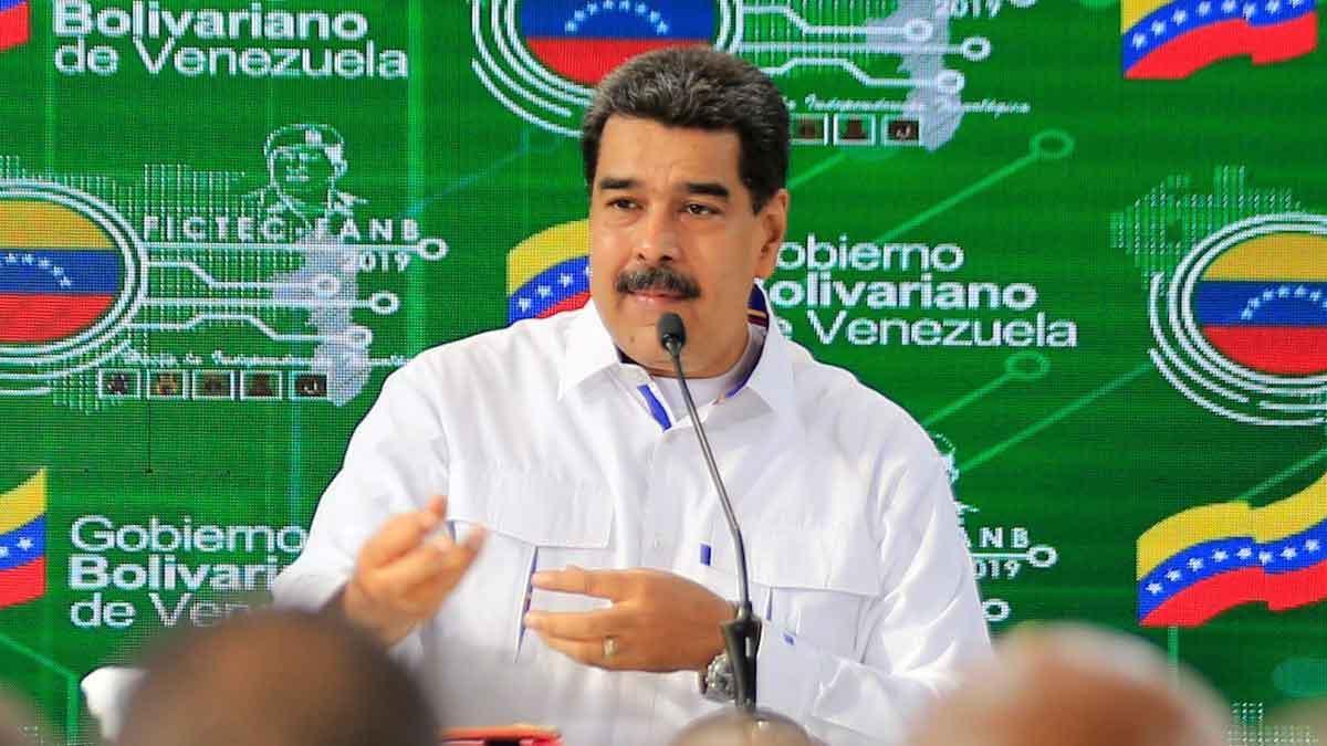 Maduro anuncia una "inversión inmediata" en Huawei