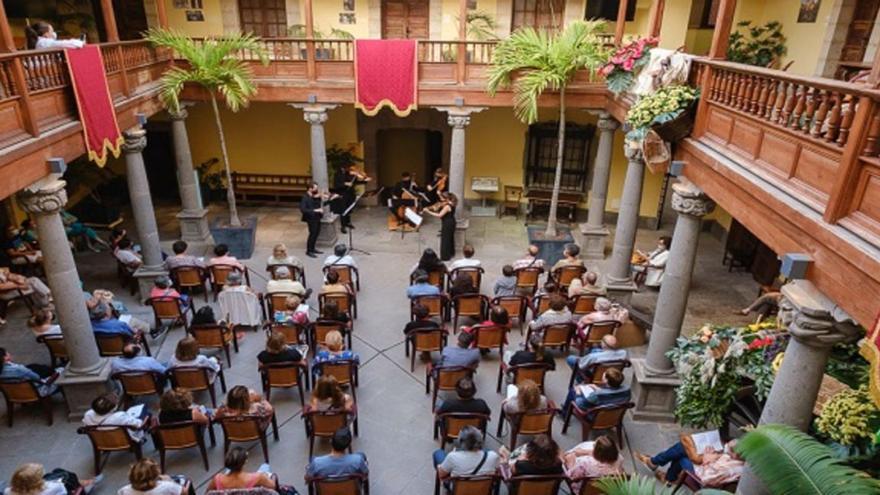 Imagen de archivo de un concierto de música antigua en el patio de la Casa de Colón. | | LP/DLP