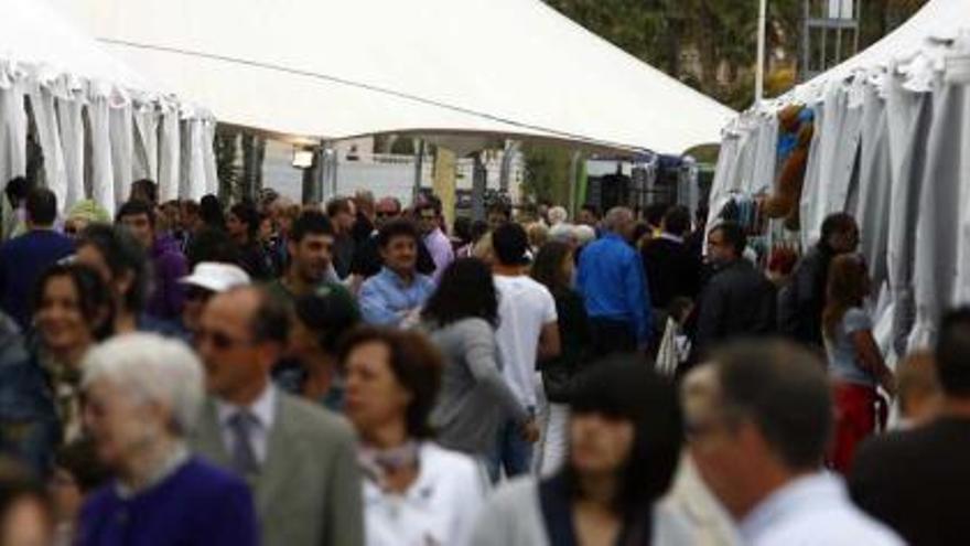 La zona Volvo albergará el primer mercadillo que abrirá en domingo