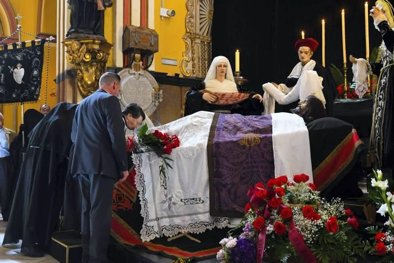 Acto de la Virgen de la Soledad ante el Cristo de la Cama