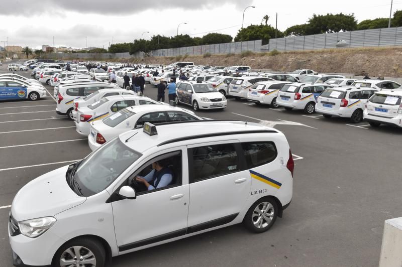 22-04-2019 LAS PALMAS DE GRAN CANARIA. Protesta de taxistas de Las Palmas  | 22/05/2019 | Fotógrafo: Andrés Cruz