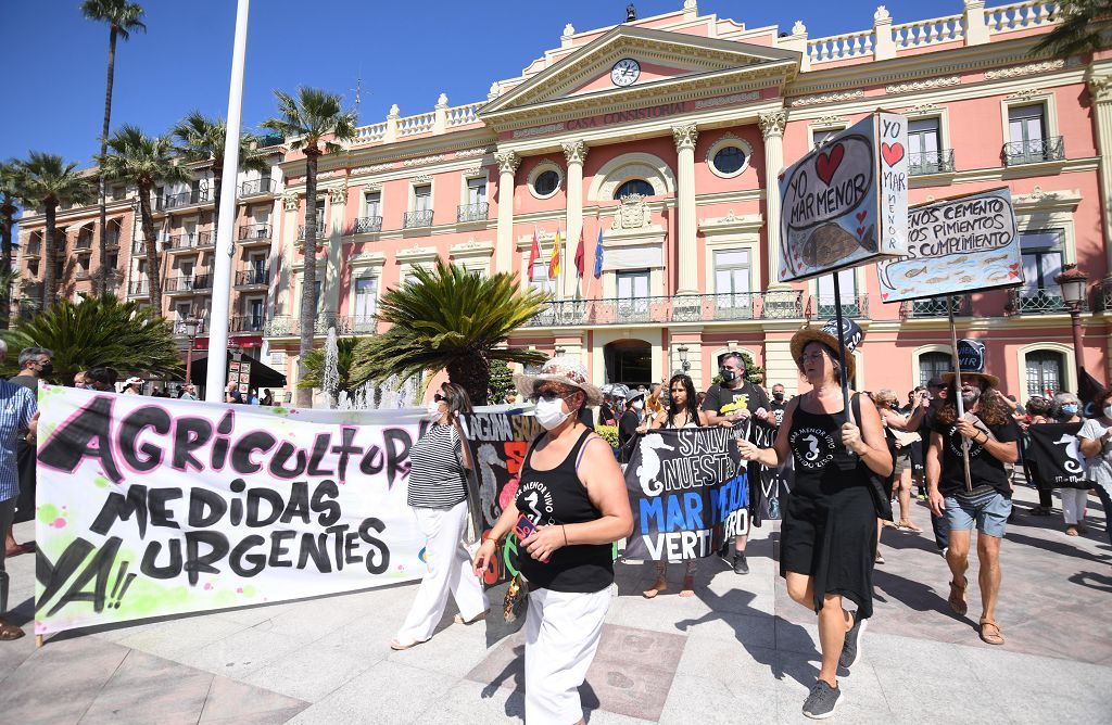 Así ha sido la manifestación por el Mar Menor de este sábado en Murcia