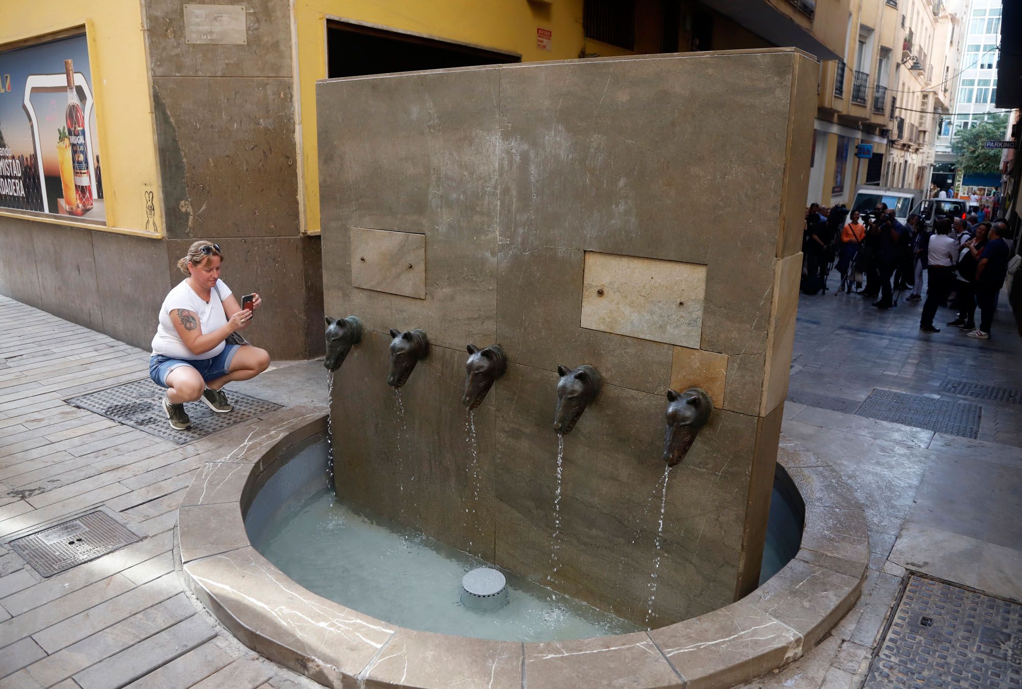 Restauración de las esculturas de la calle Granados y la plaza de Uncibay