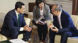Moreno estrecha los lazos económicos con China ensalzando la potencialidad de Andalucía en energía verde
