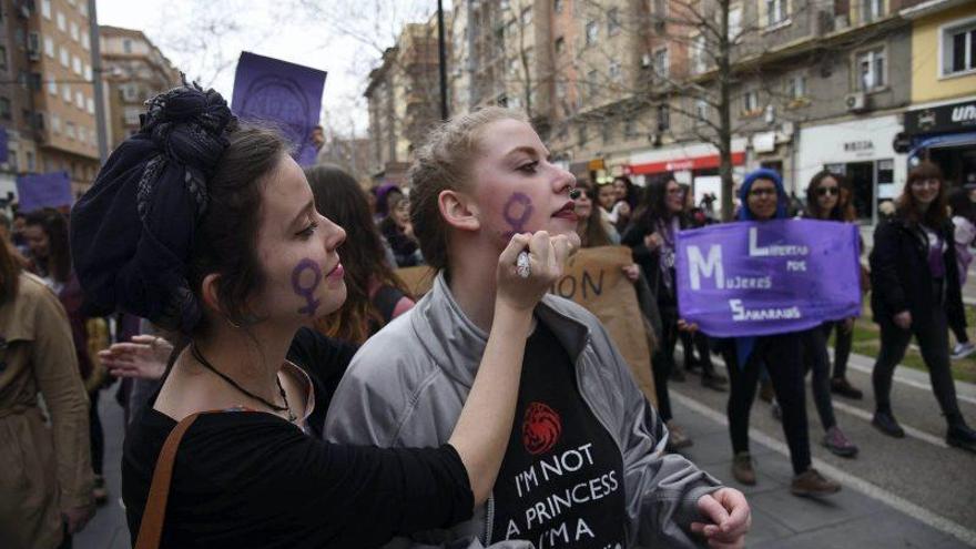 Izquierda y derecha de Ayuntamiento Zaragoza se enfrentan en su visión del 8M