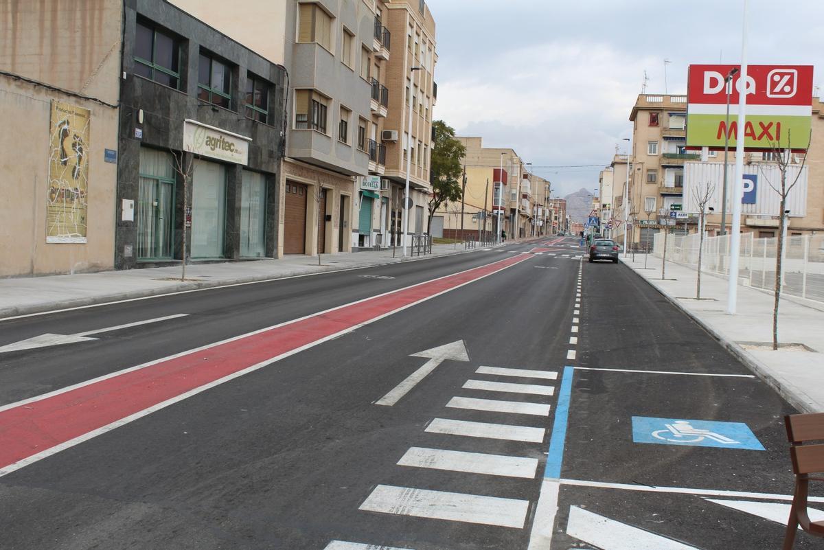 Finalizan las obras en la carretera N-325 en el acceso a Novelda desde Aspe.  ﻿