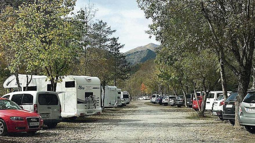 El acceso a Ordesa se cierra por la alta afluencia