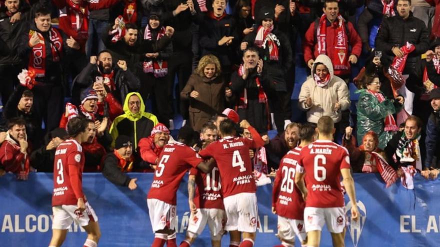 El Real Murcia  se hace querer