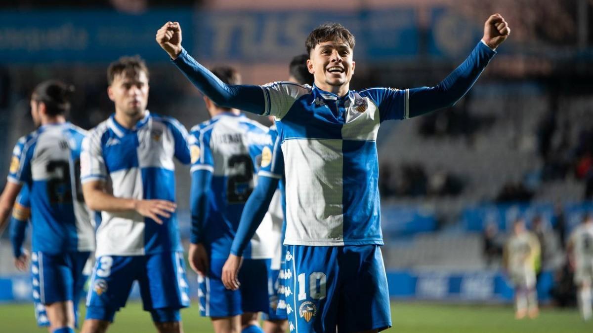Miguelete, celebrando un gol