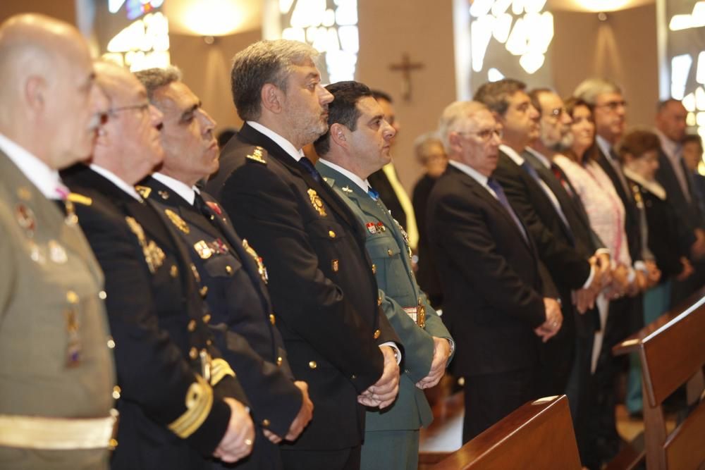 Fiesta de la Guardia Civil el día de su patrona en Gijón