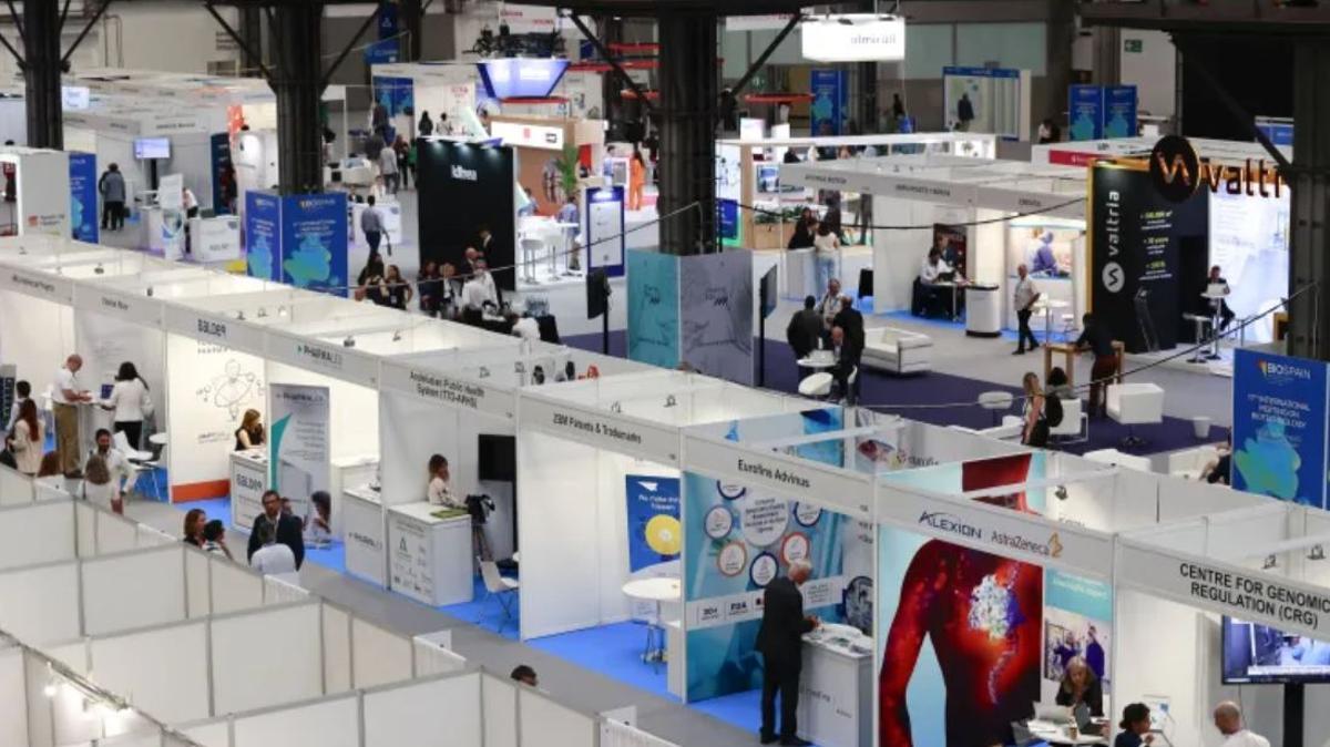 Varias empresas expuestas en una de las ediciones pasadas del congreso BIOSPAIN Varias empresas expuestas en una de las ediciones pasadas del congreso BIOSPAIN