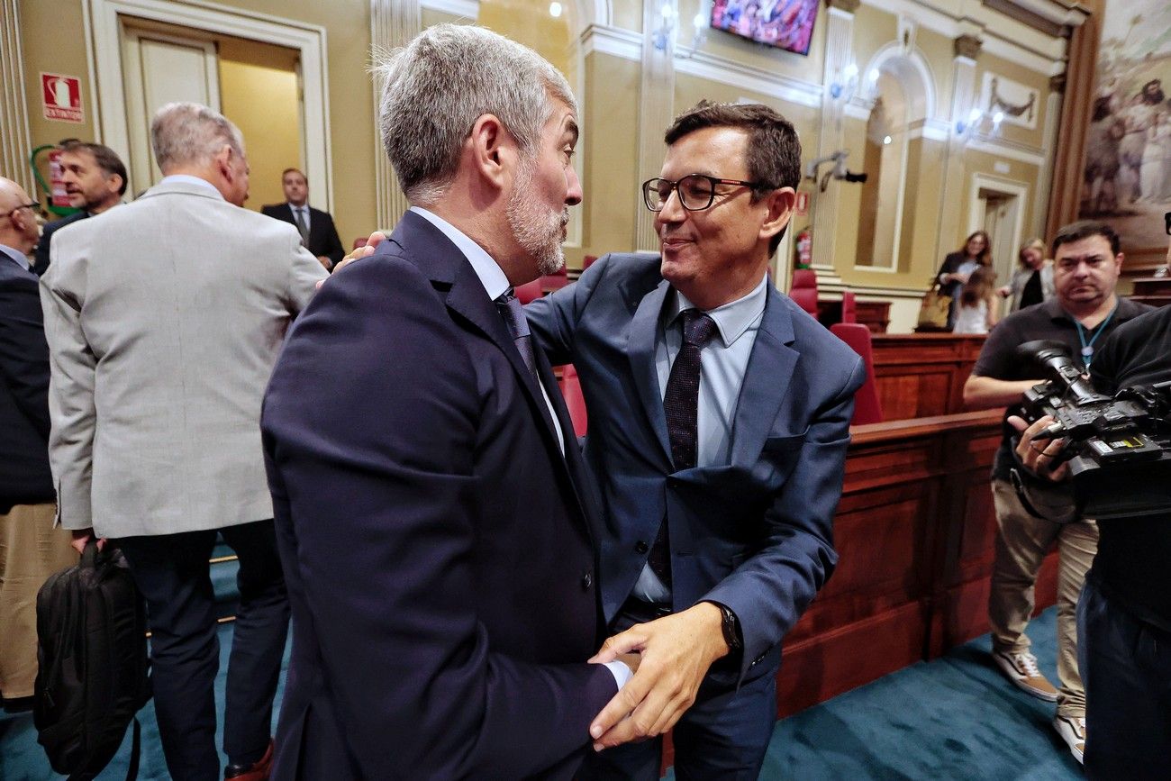 Segunda sesión del debate de investidura en el Parlamento de Canarias