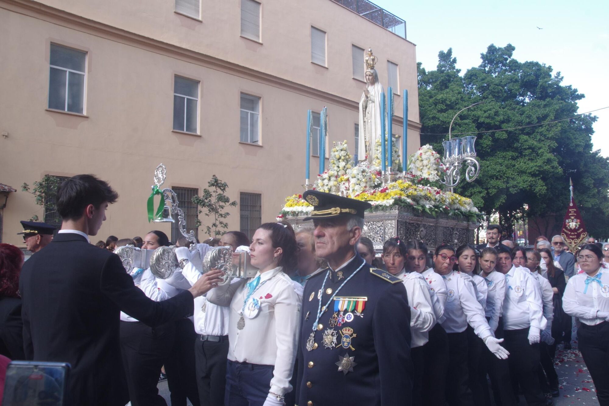 Procesión de la Virgen de Fátima por el barrio de la Trinidad, el domingo 11 de mayo de 2025