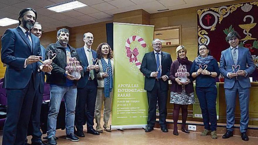 Participantes en la presentación de la campaña, ayer, en Santiago.