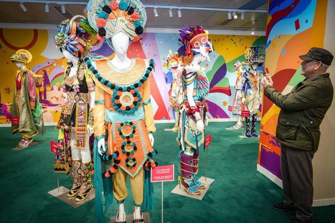 Fotogalería | Inaugurada la exposición de maniquíes vivientes de El Corte Inglés