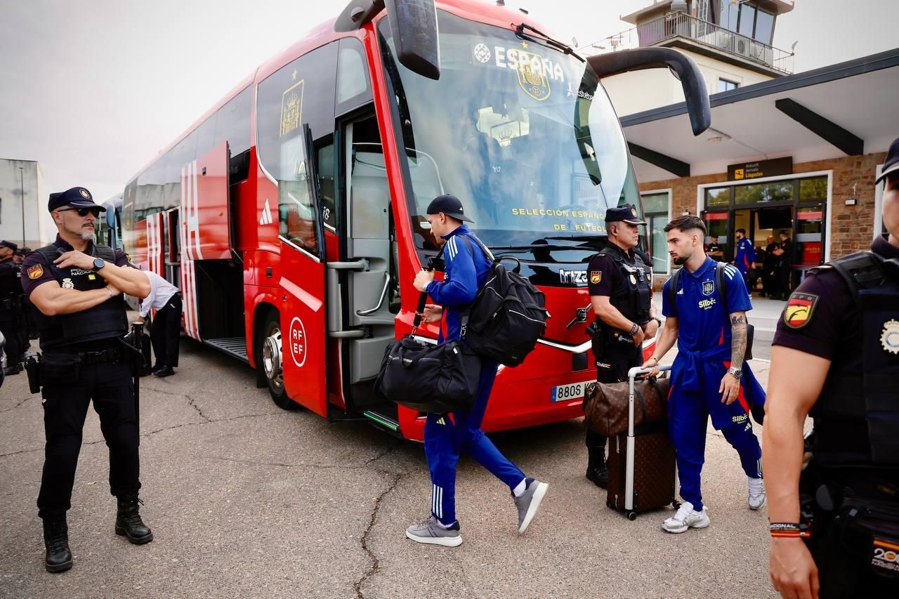 La selección española en Córdoba: la afición se vuelca con los jugadores