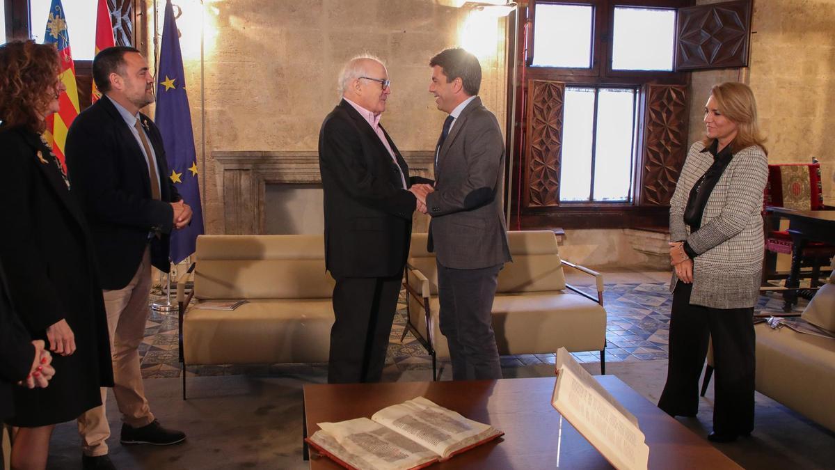Encuentro entre el presidente de Aspanion y el presidente de la Generalitat.