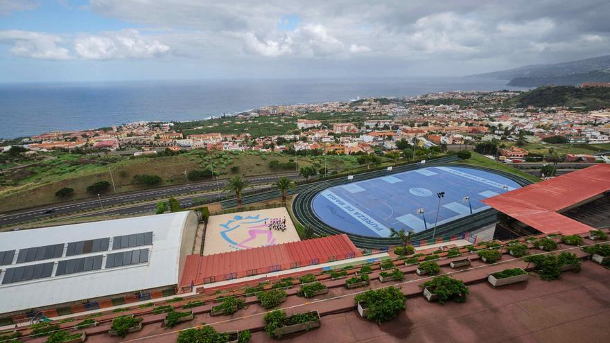 Tres colegios religiosos prohíben a sus alumnas llevar falda en Tenerife: &quot;Una adaptación a los nuevos tiempos&quot;