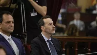 Gabriel Le Senne (Vox), nuevo presidente del Parlament balear con los votos de PP y Vox: "¡Vivan las Islas Baleares y Visca Espanya!"