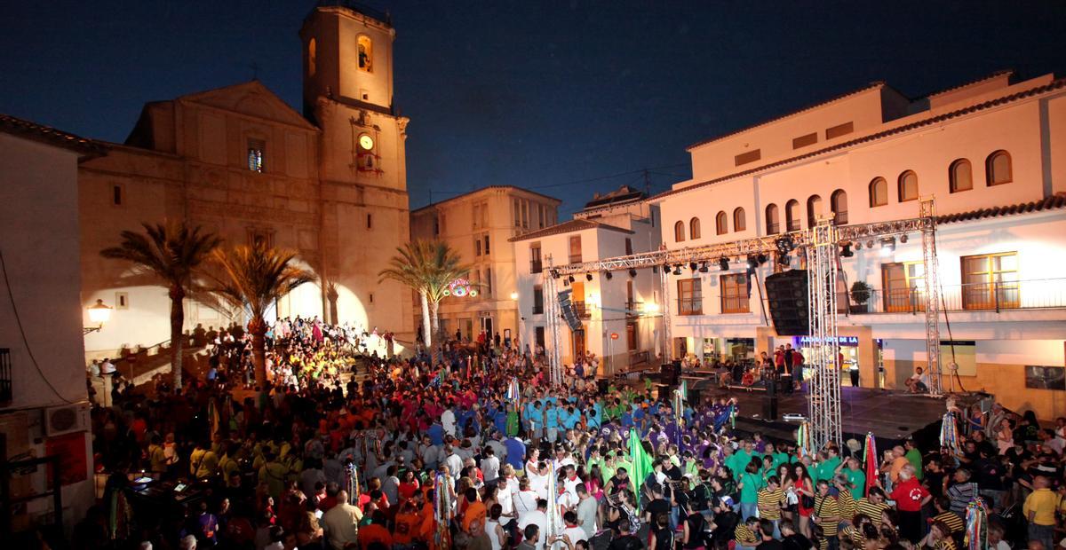El ADN nucier de les «Festes d’Agost» lo marcarán un año más los actos tradicionales, que son los que más gente convocan cada año, en las diferentes calles del pueblo donde se desarrollan.