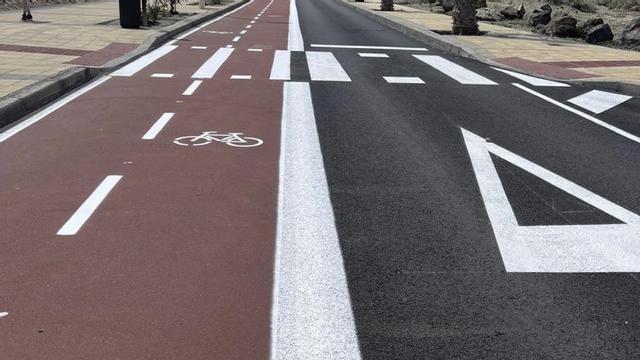 Carril bici de El Médano. | E. D.