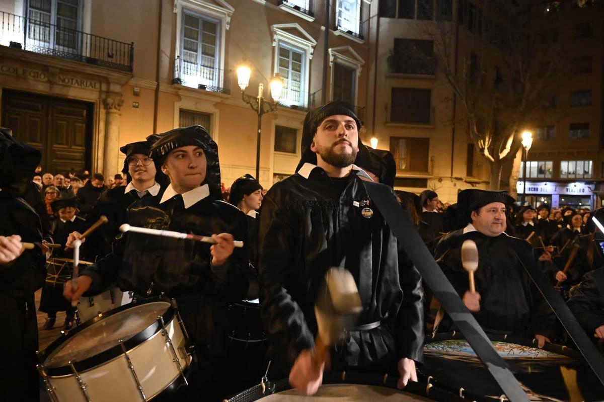 Los tambores del Bajo Aragón han resonado este jueves en el centro de Zaragoza