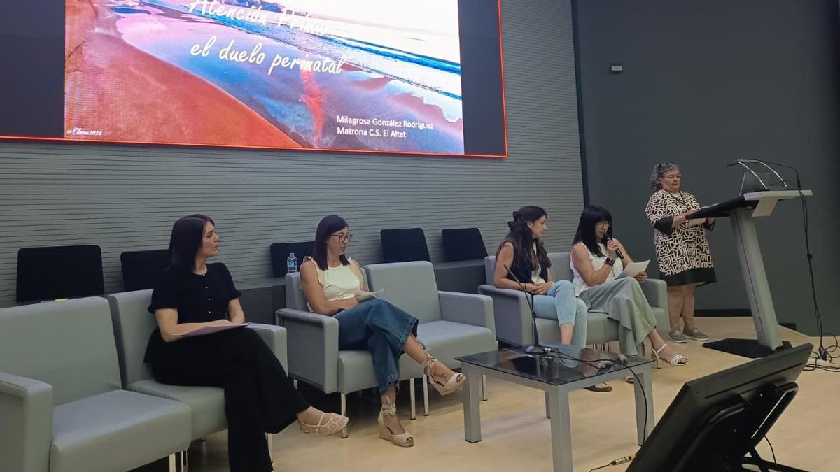 Especialistas del Hospital General de Elche abordan los retos de la atención al duelo perinatal en una jornada multidisciplinar