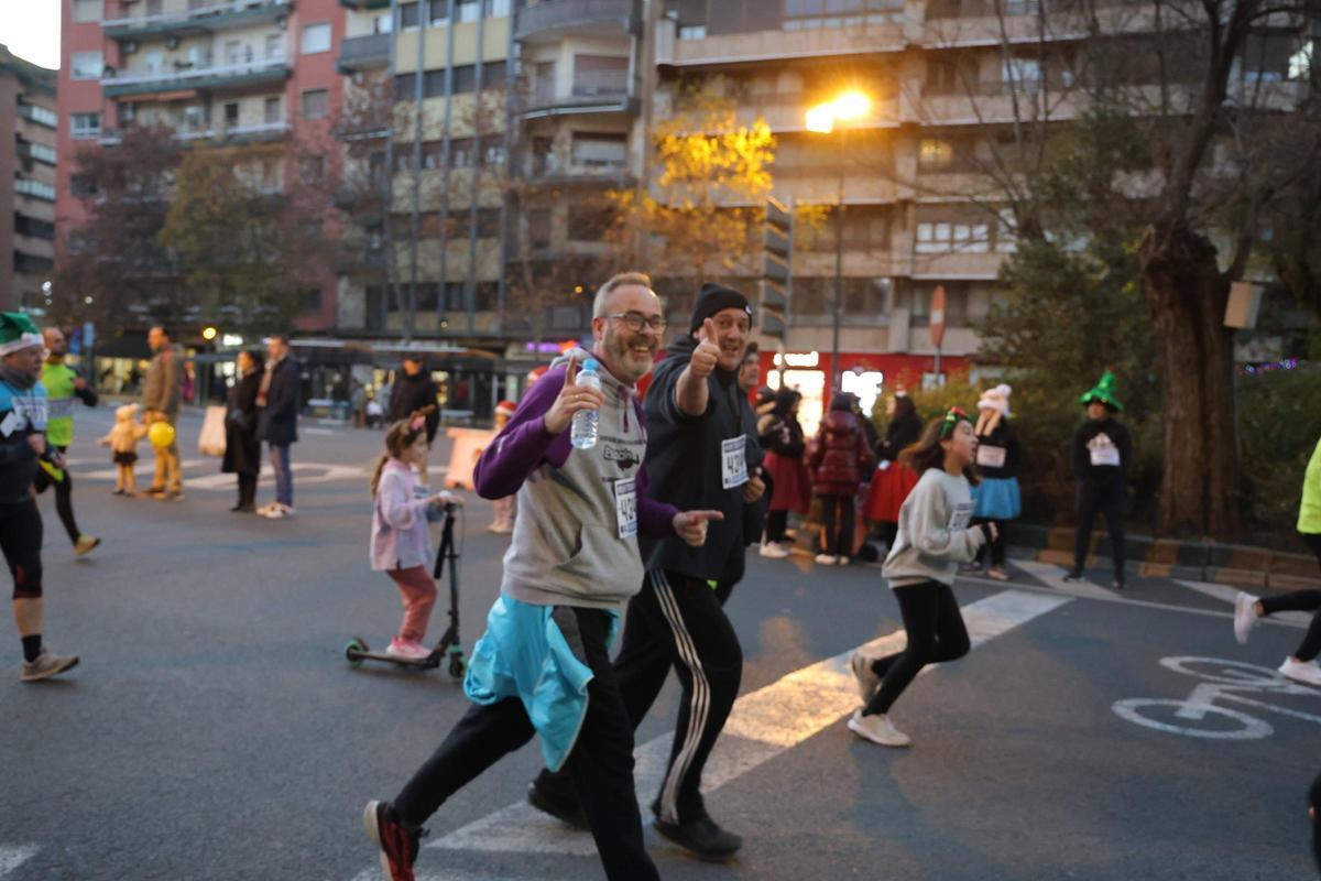 ¡Búscate en las imágenes de la San Silvestre de Cáceres!