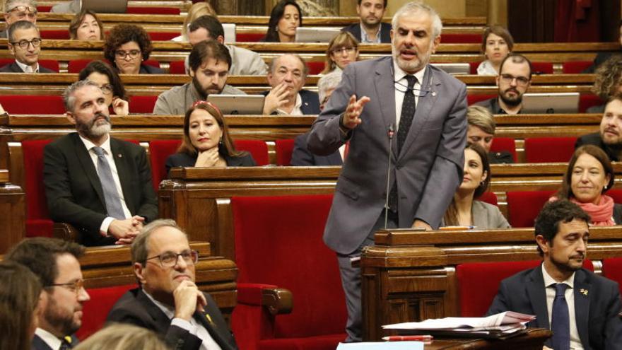 Carlos Carrizosa, interpel·lant el president de la Generalitat, Quim Torra.