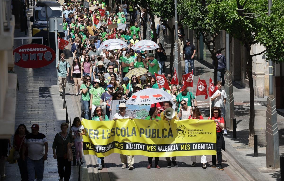 Manifestación educación en Sagunt.