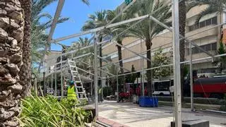 Arranca el montaje del mercadito de Hogueras en Alicante una semana antes de abrir las puertas