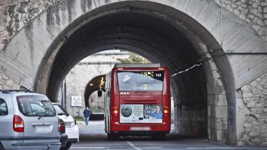 El Ayuntamiento gestiona un nuevo plan para hacer peatonales los túneles de Batoy