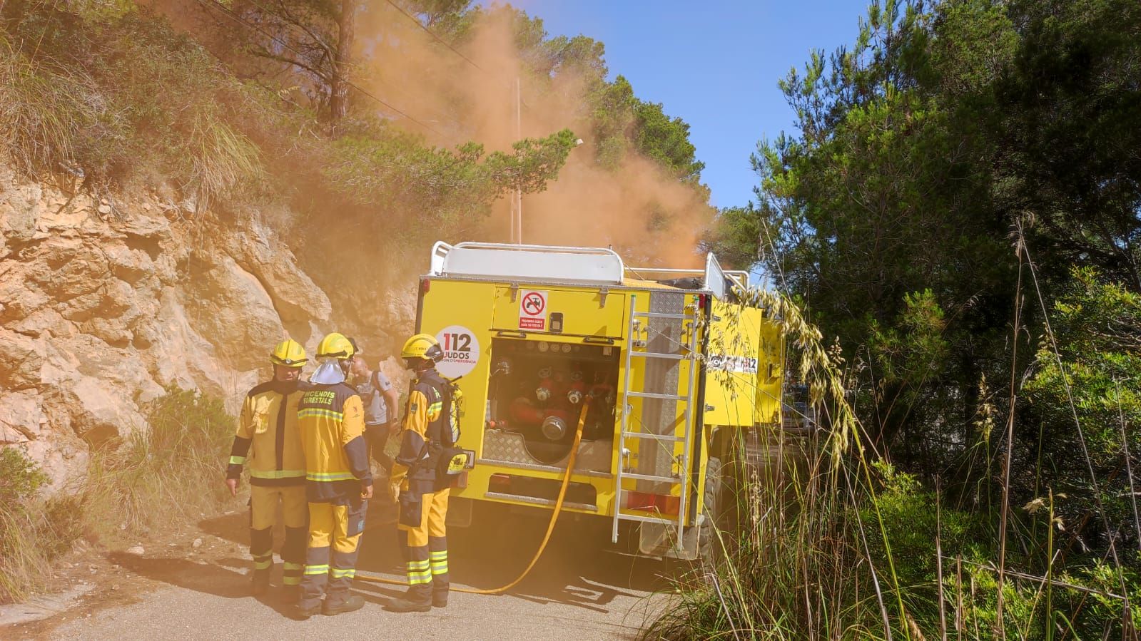 La UME participa en un gran simulacro de incendio forestal en Canyamel