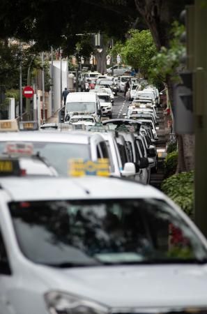 Segunda caravana de taxistas por Santa Cruz de Tenerife