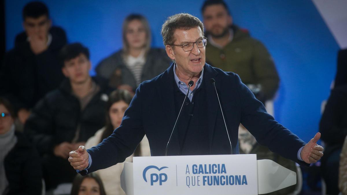 El líder del PP, Alberto Núñez Feijóo, durante un mitin en Galicia.