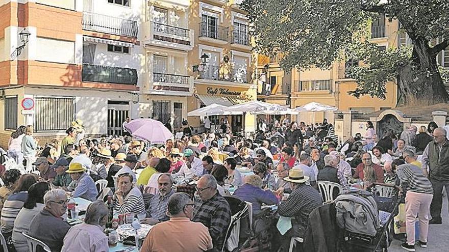 Masivo concurso de cocina a la sombra del olmo