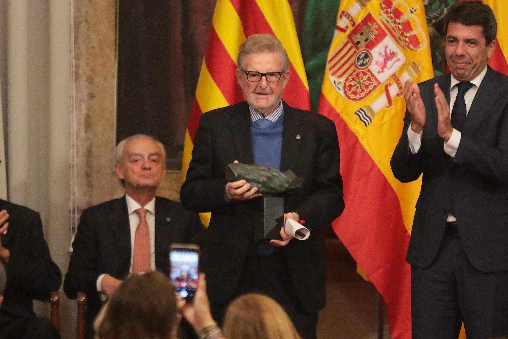 Galería de imágenes: El Consell celebra el Día de la Constitución en la Diputación de Castellón