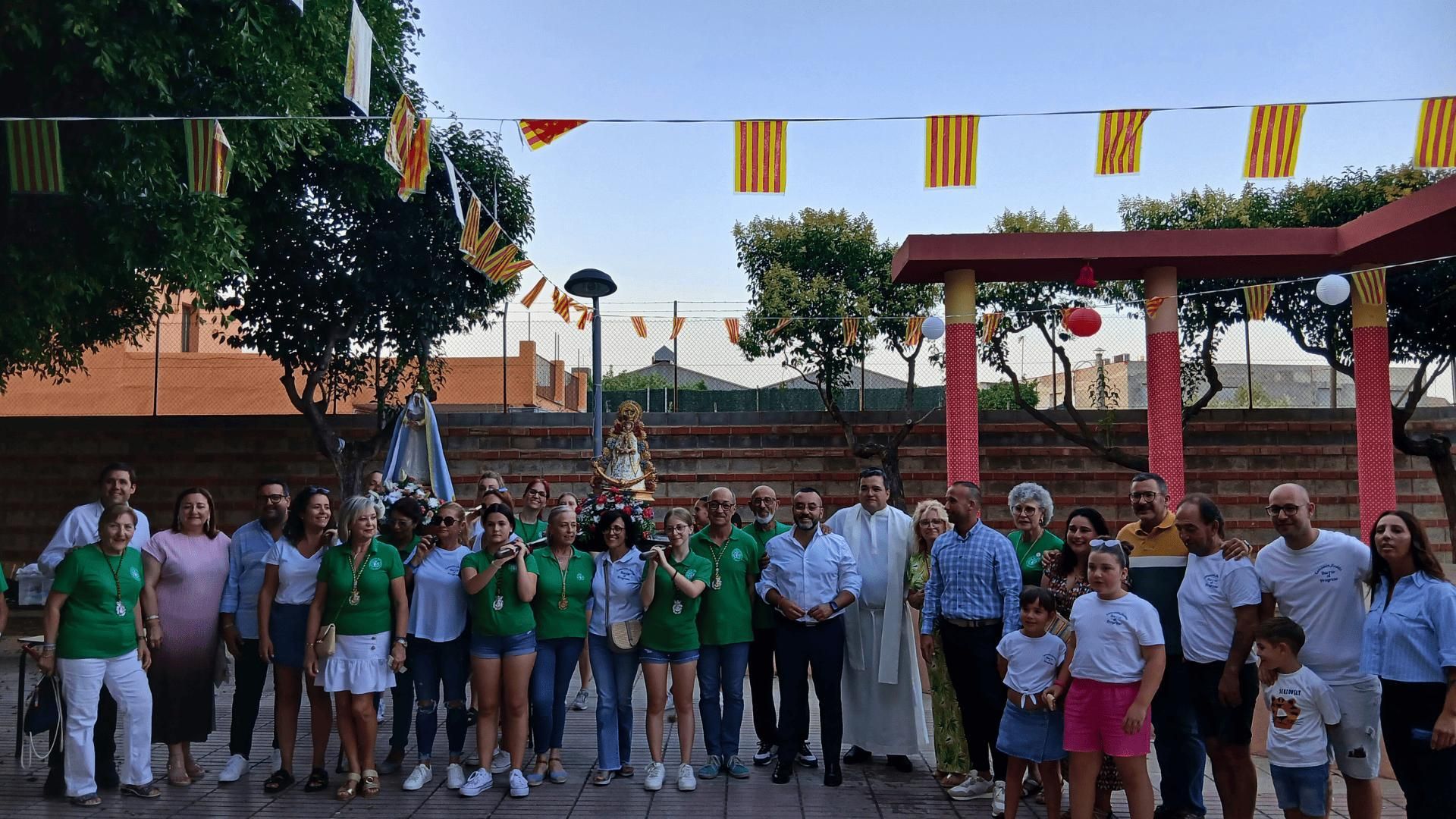Misa y procesión en las fiestas del barrio El Progreso en Vila-real