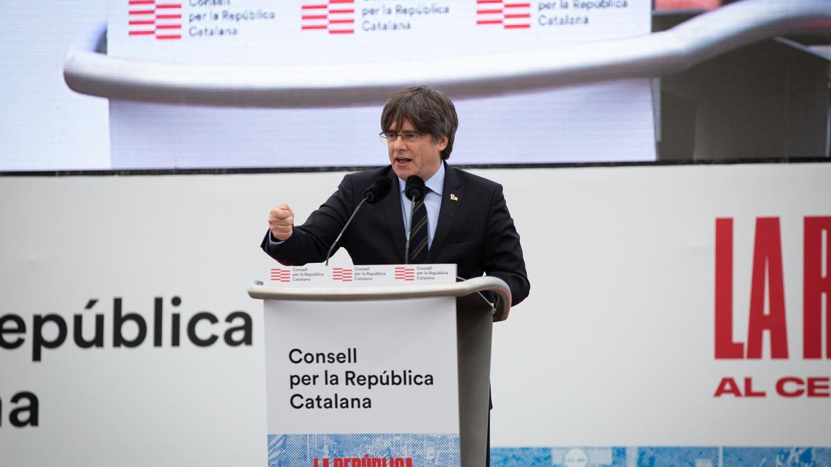 Archivo - L'expresident de la Generalitat Carles Puigdemont