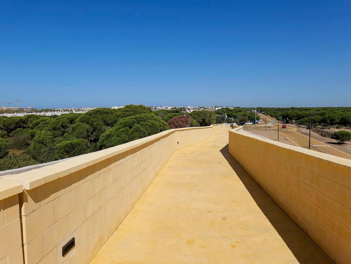 Acto de inauguración del mirador 'Puerta de Doñana'.
