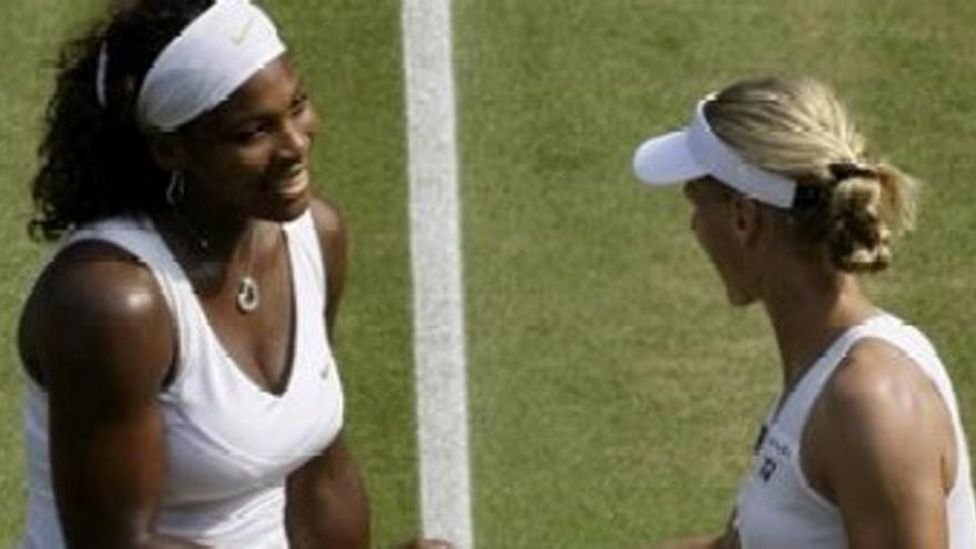 Serena Williams vence a Dementieva en un partido de infarto