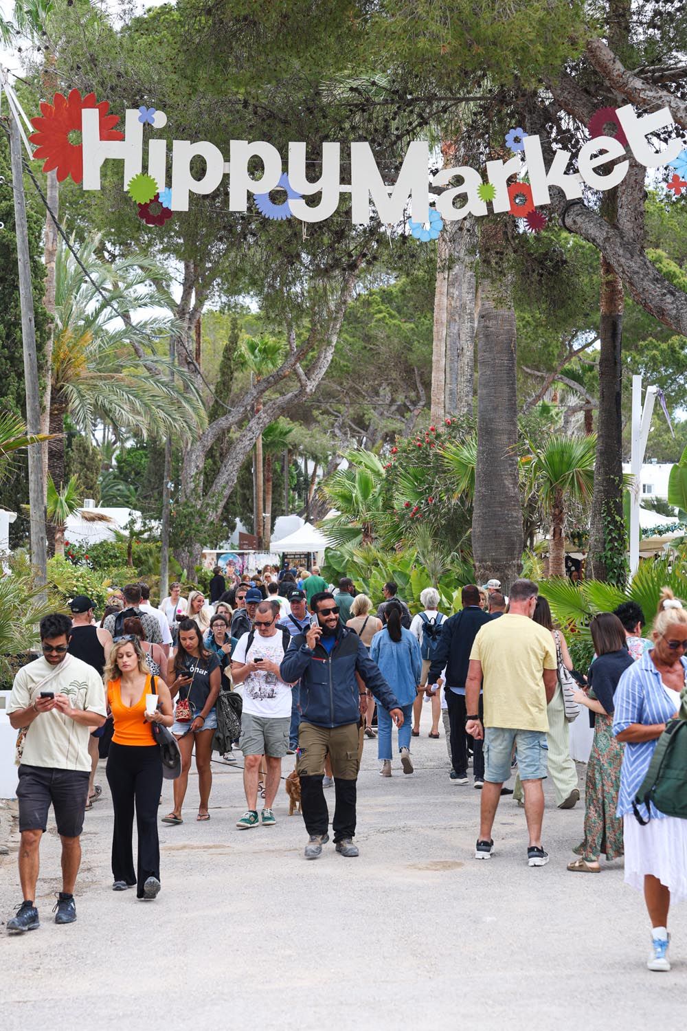 Galería: Todas las imágenes de la apertura del Mercadillo de Punta Arabí