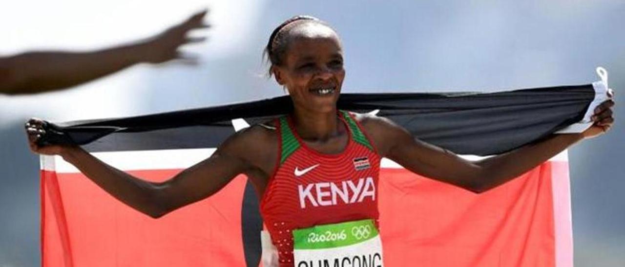 Jemima Sumgong, ganadora del maratón de Río 2016, encabeza la lista entre los 57 sancionados de Kenia.