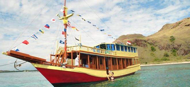Así era el barco en el que la familia valenciana fallecida iba a ver la isla de Komodo