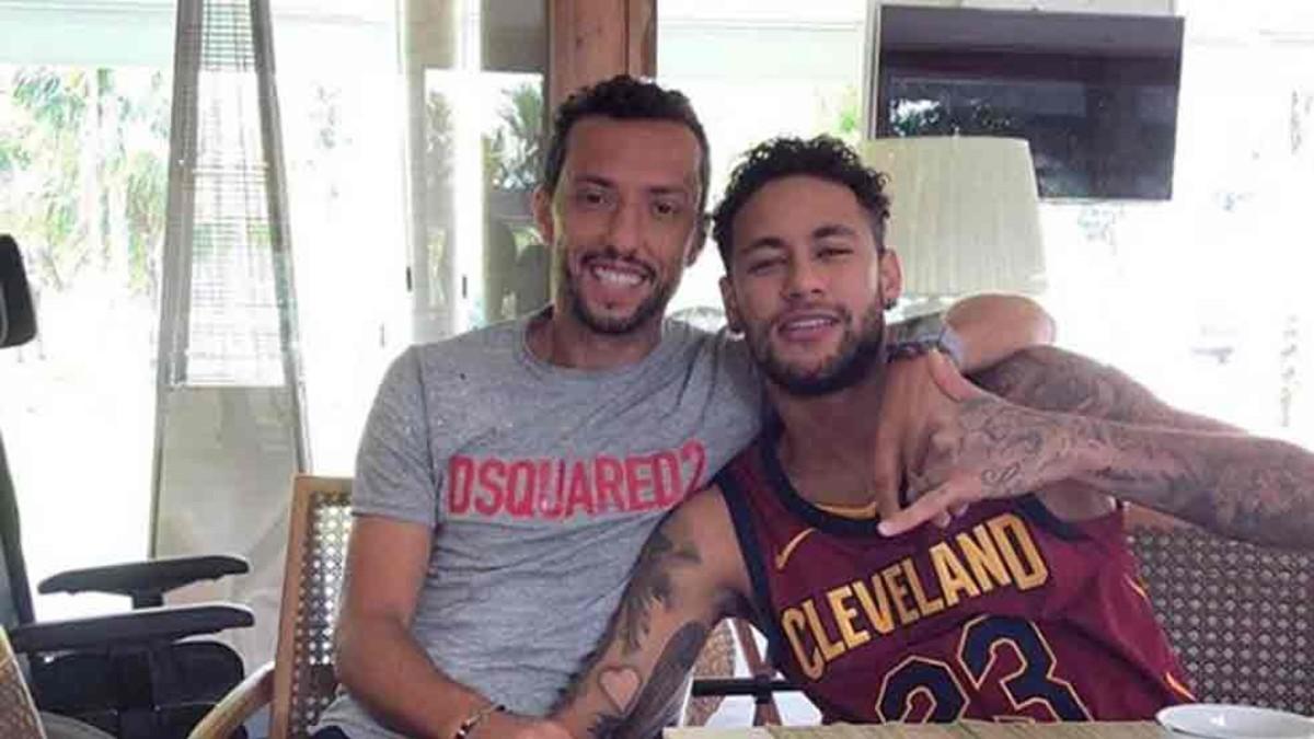 Neymar recibió la visita de Nené