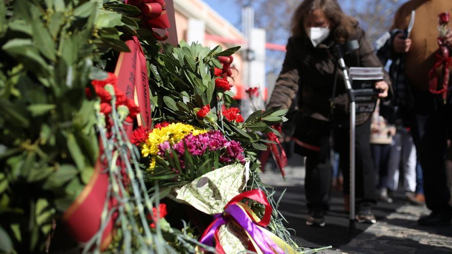 &quot;Mi abuela y su hermana regentaban la cantina de la estación de Xàtiva, eran civiles y las bombas las mataron&quot;