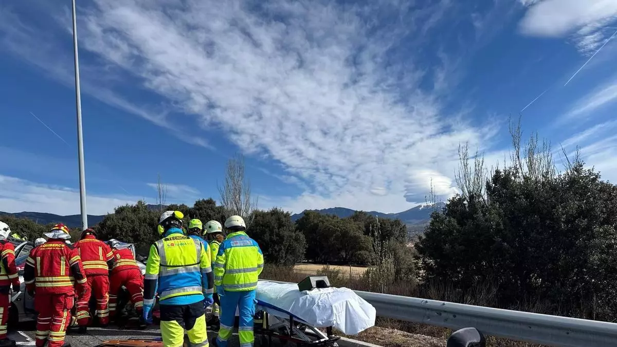 Un accidente en la AP-6 en Guadarrama, Madrid, deja cinco heridos